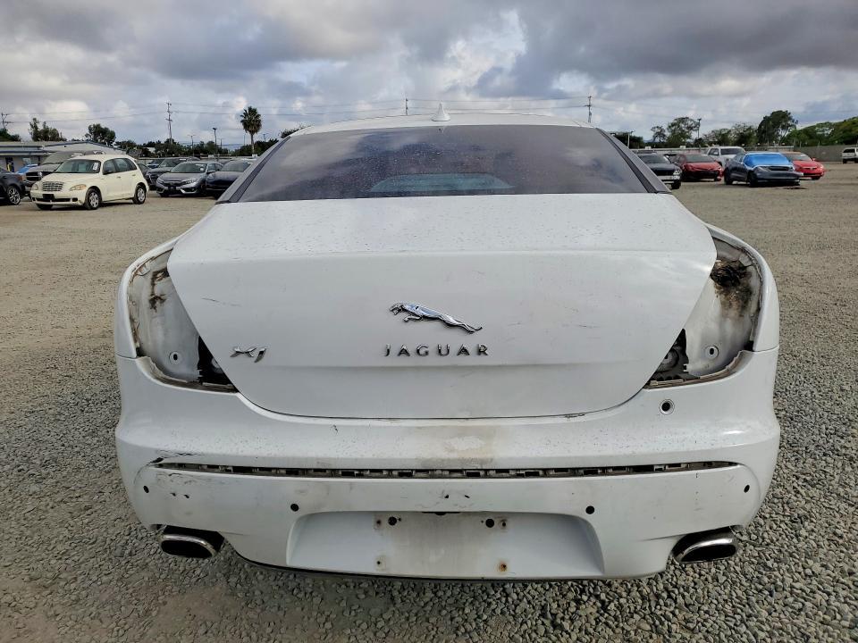 2013 Jaguar XJ