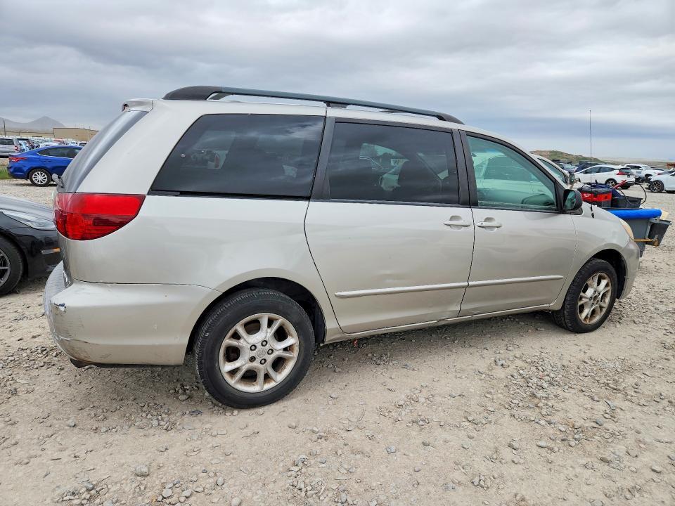2005 Toyota Sienna le