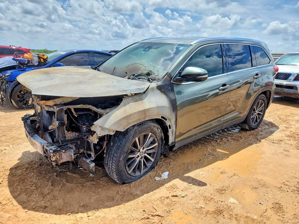 2019 Toyota Highlander xle