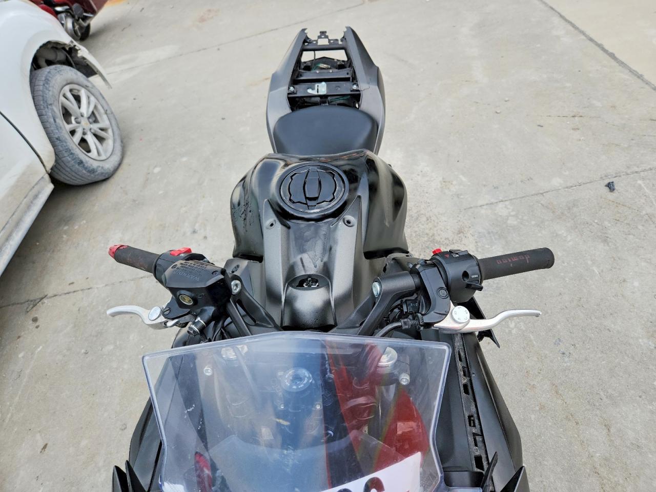 2022 Kawasaki EX650 N