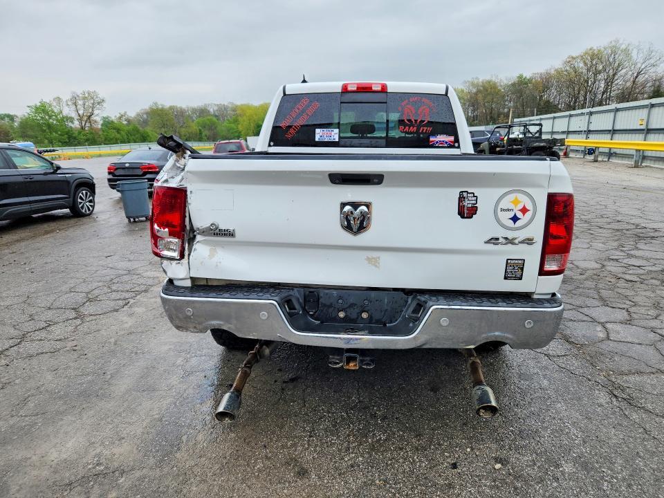 2015 Dodge RAM 1500 SLT