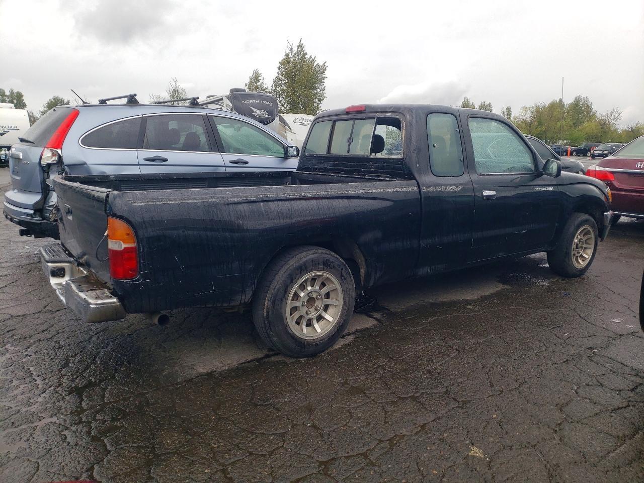 1995 Toyota Tacoma Base
