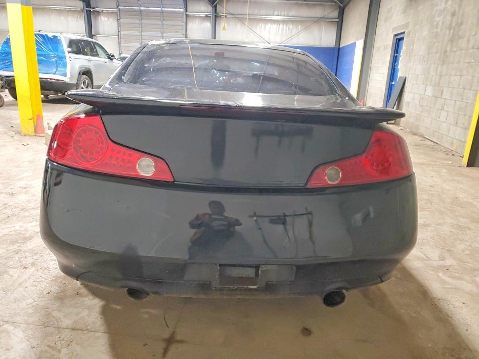 2005 Infiniti G35 Base