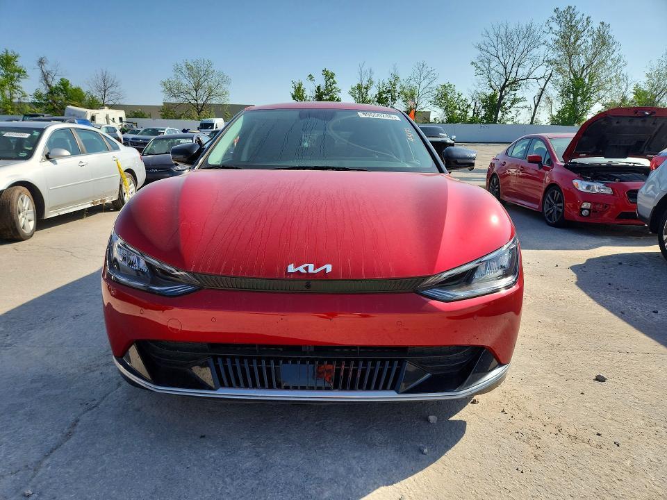 2024 KIA EV6 Wind