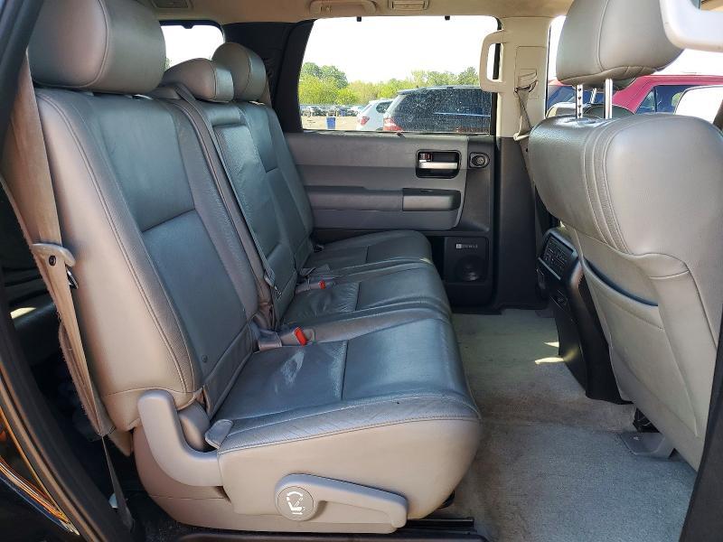 2010 Toyt Sequoia li