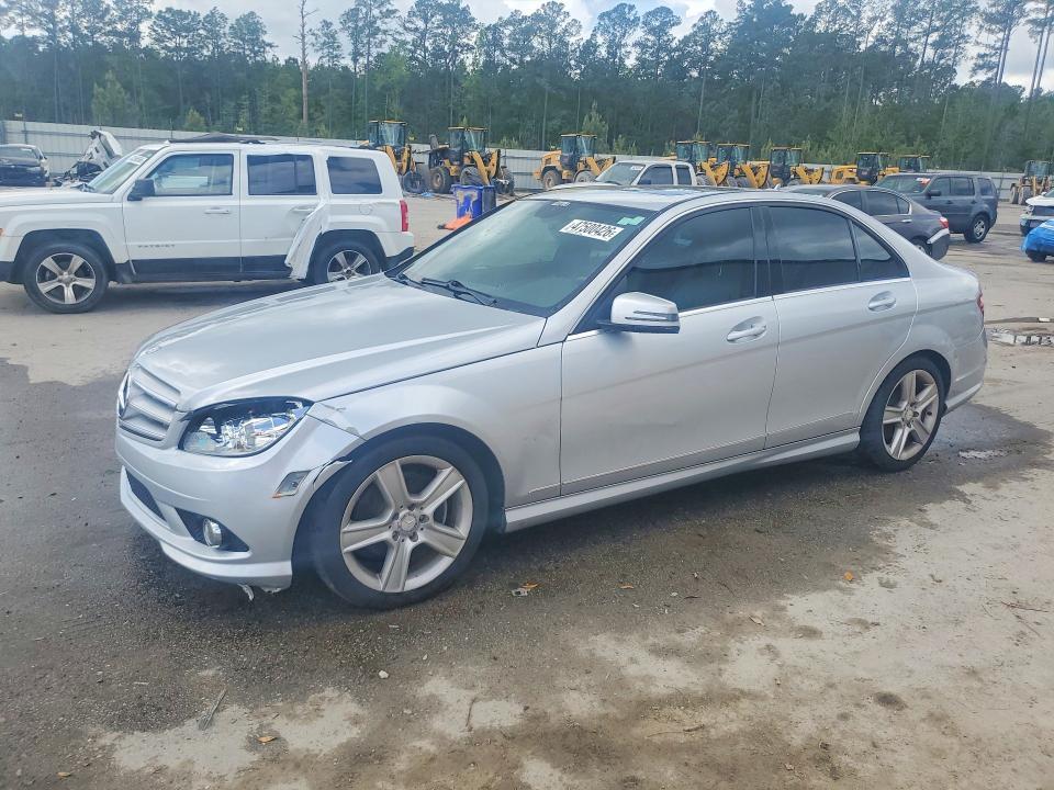 2010 Mercedes-Benz C300