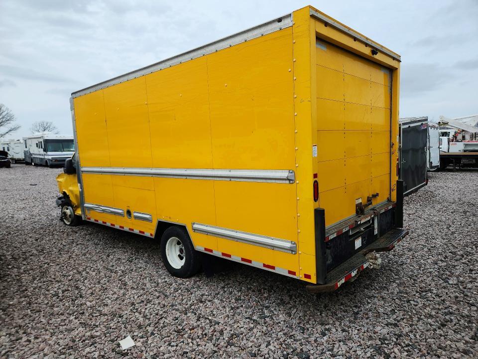 2019 GMC Savana BOX Truck