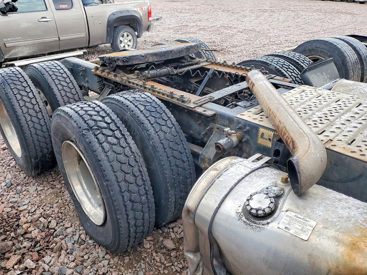 2016 Mack 600 CXU600