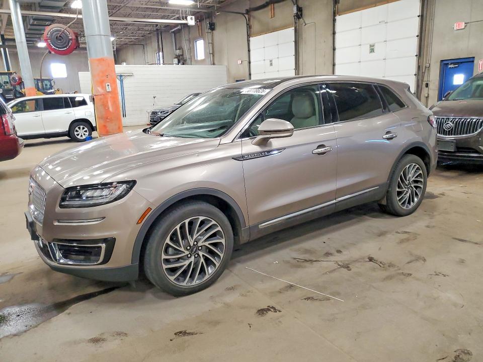 2020 Lincoln Nautilus Reserve