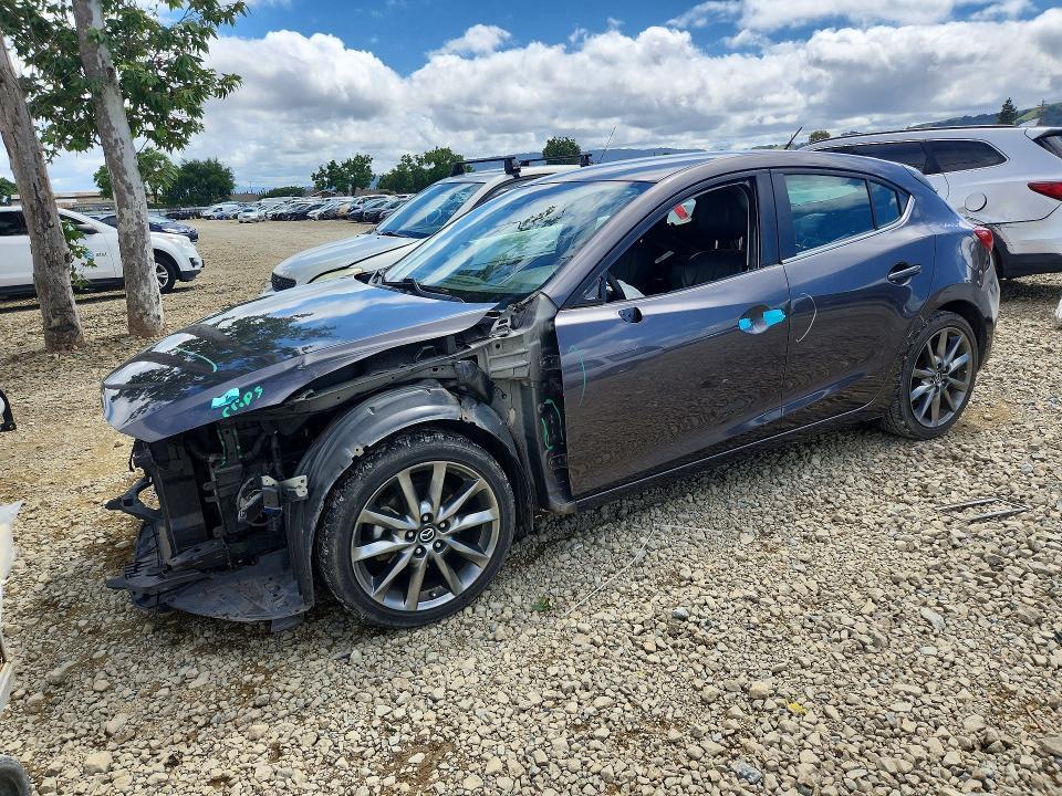 2018 Mazda 3 Touring