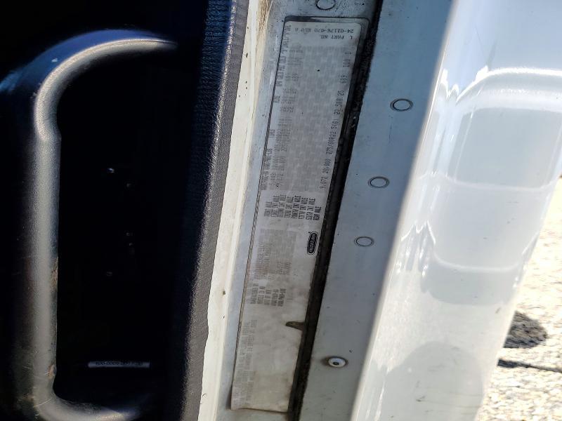 2004 Freightliner Convention