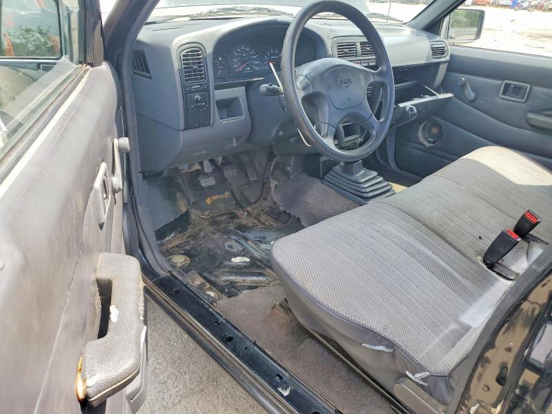 1995 Nissan Truck Base