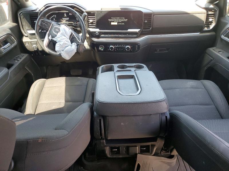2023 GMC Sierra C1500 SLE