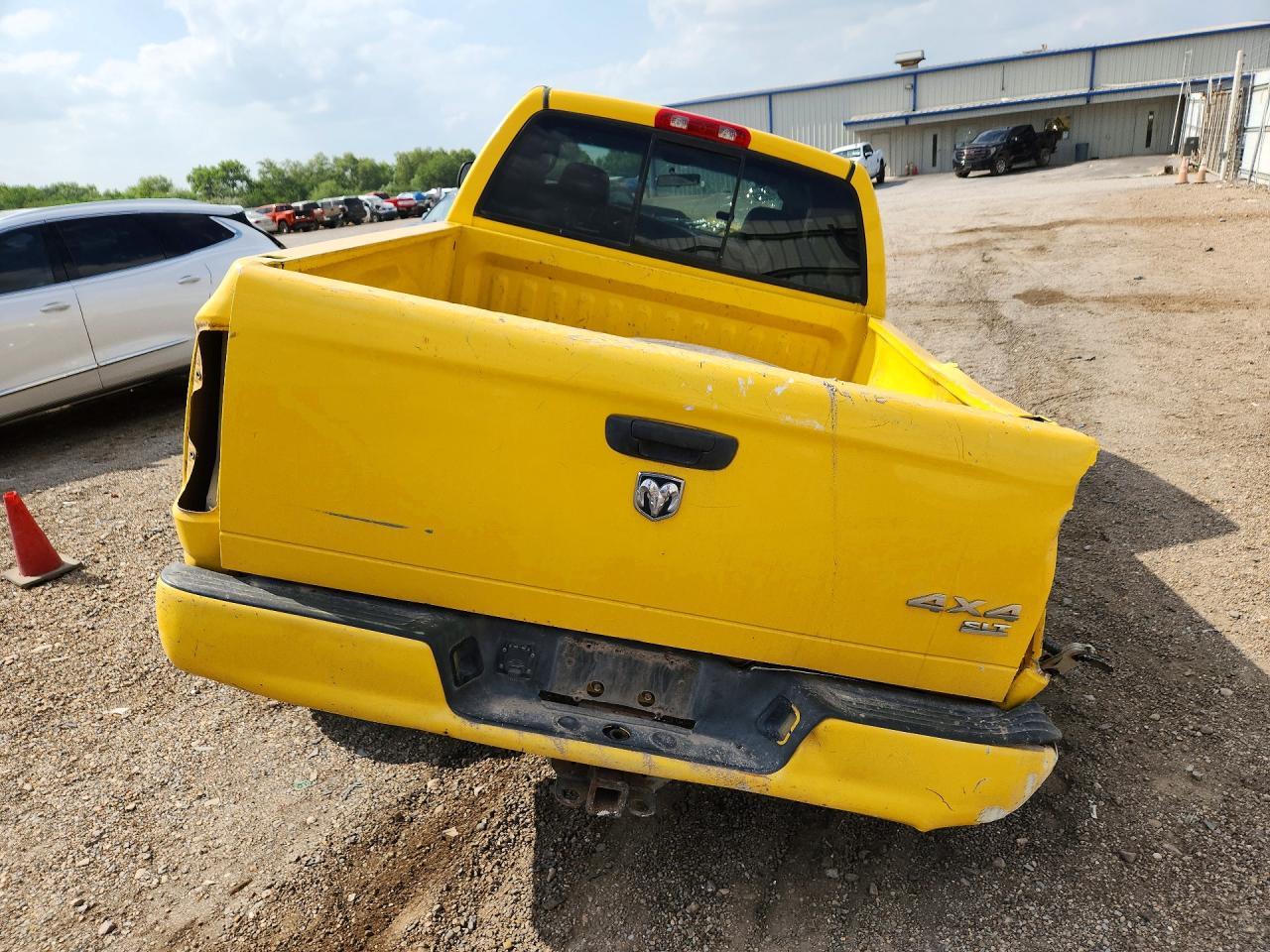 2005 Dodge RAM 1500 ST