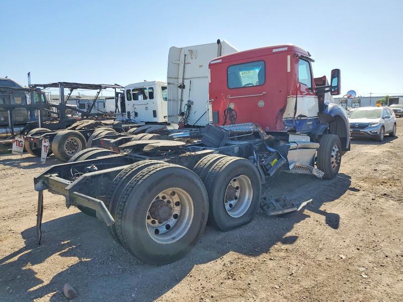 2019 Kenworth T880 Semi Truck