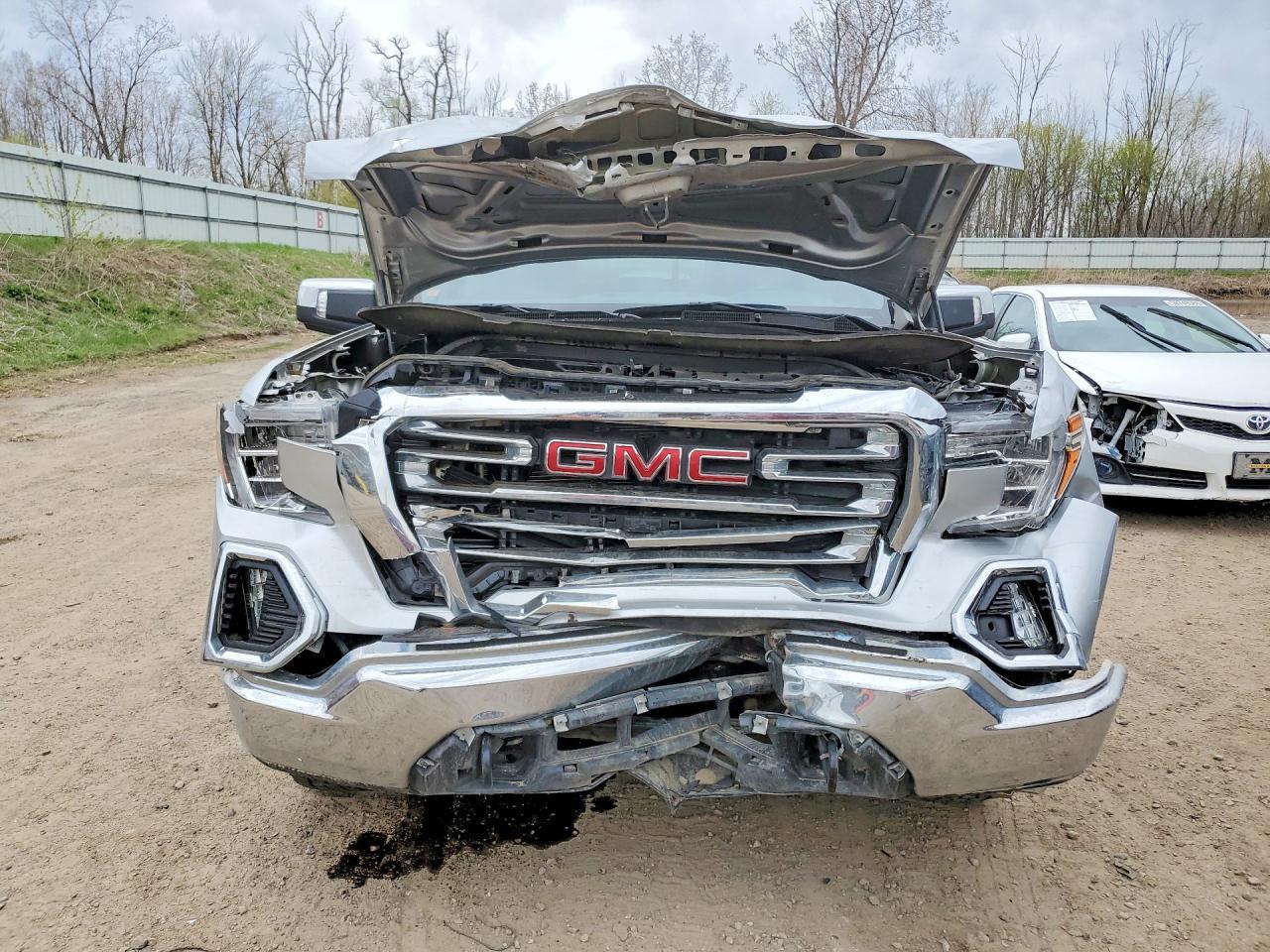 2019 GMC Sierra K1500 SLT