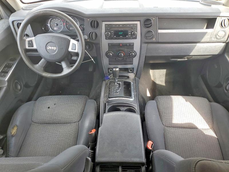 2008 Jeep Commander Sport