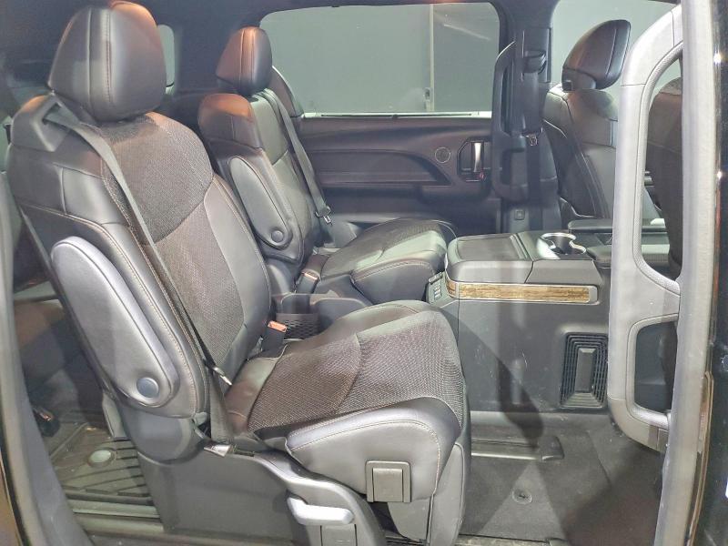 2025 Toyota Sienna Platinum 7-passenger