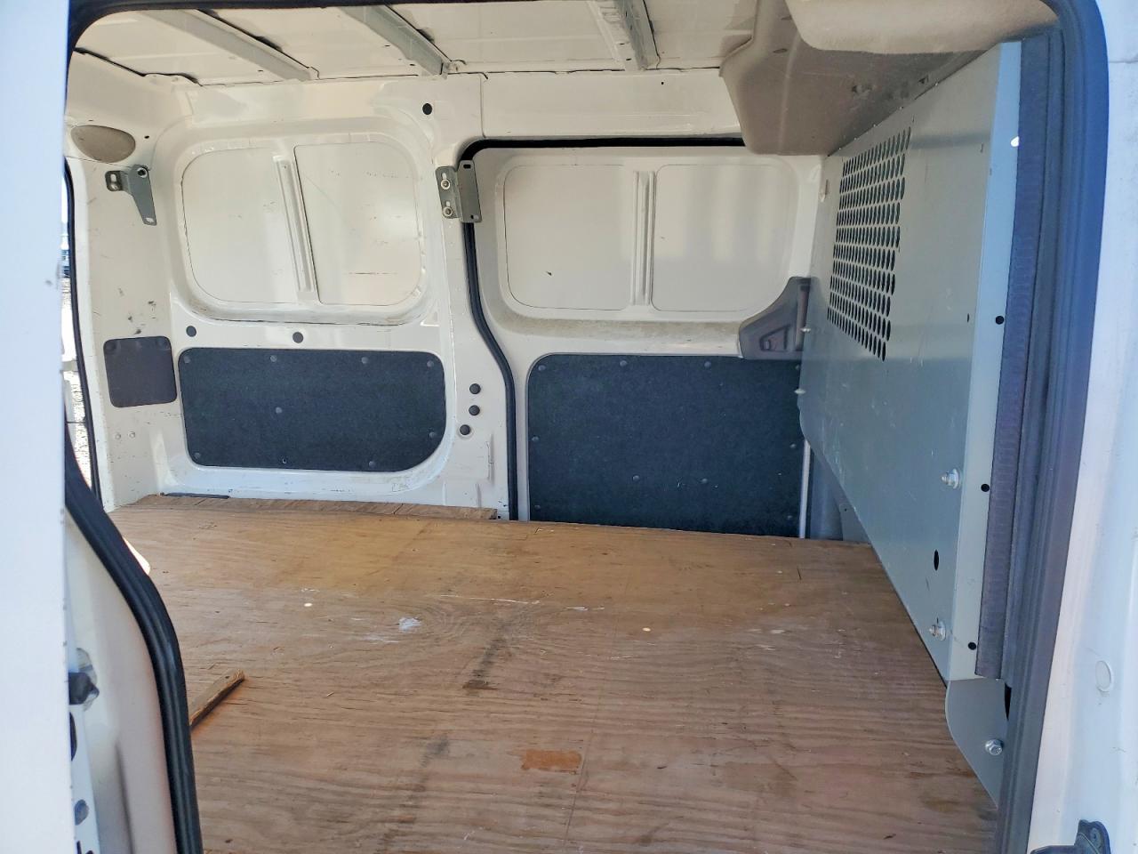 2015 Nissan NV200 Delivery Van