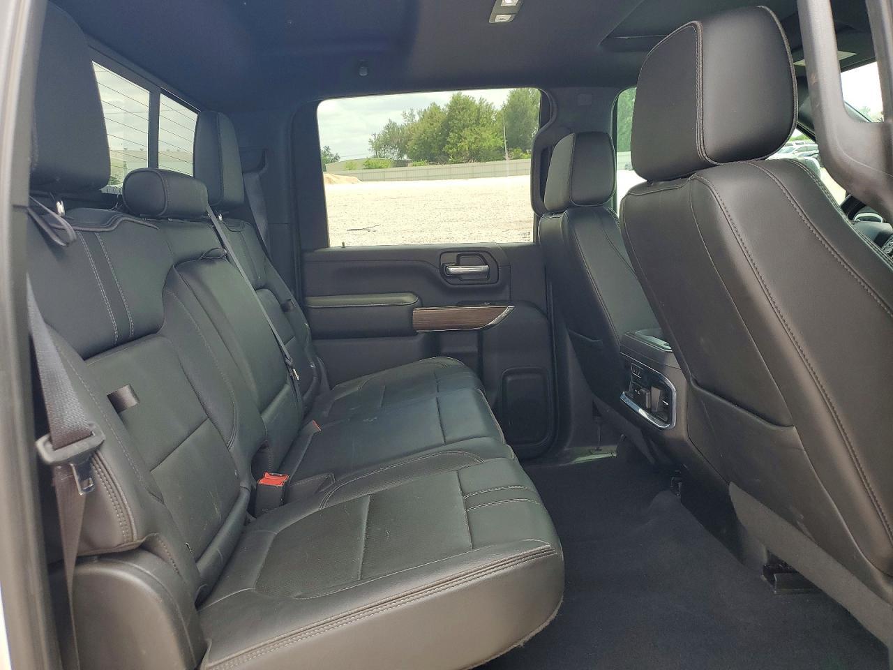 2020 Chevrolet Silverado K2500 High Country