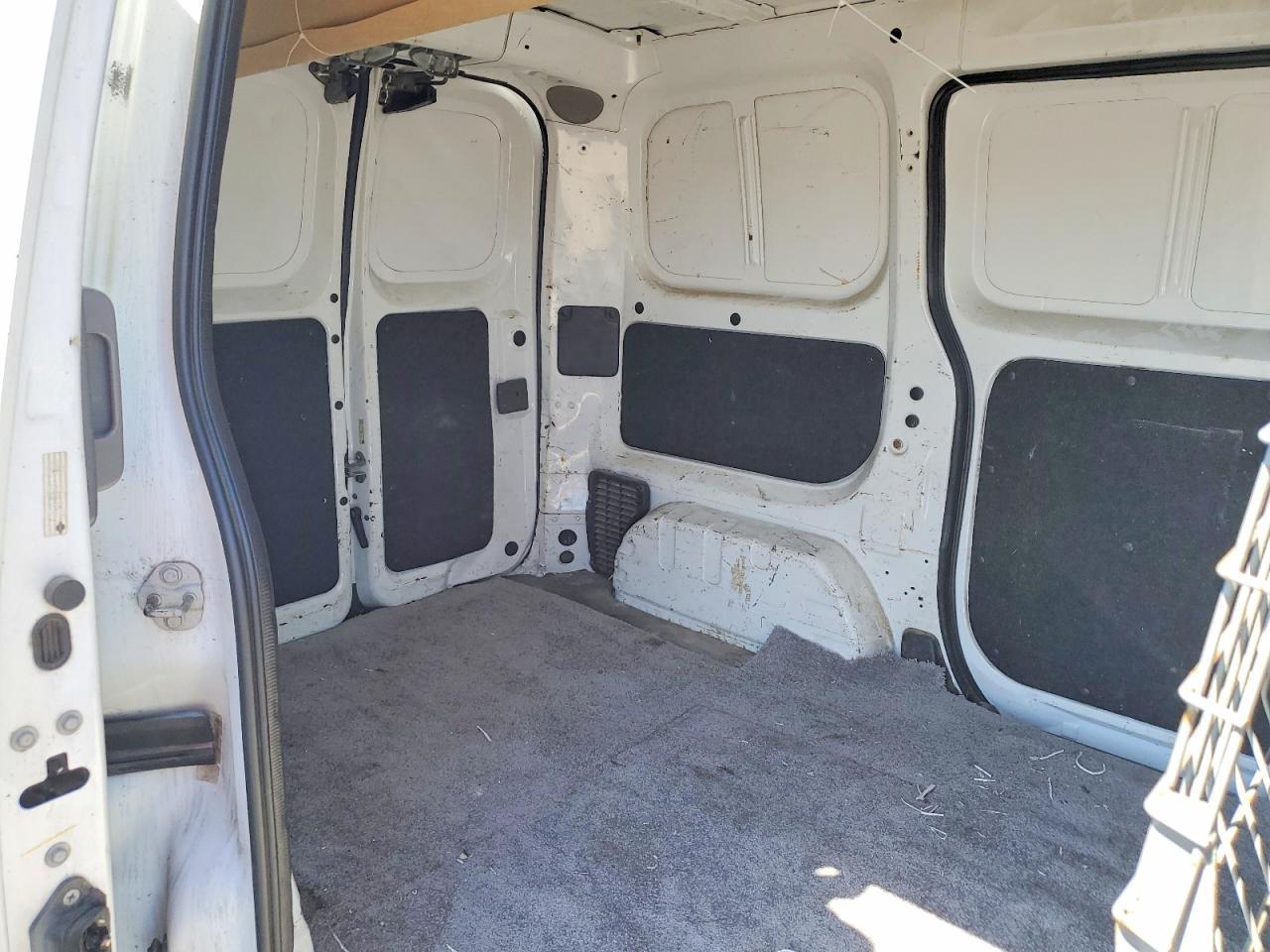 2015 Nissan NV200 SV