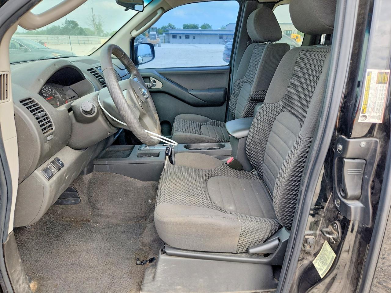 2006 Nissan Frontier SE