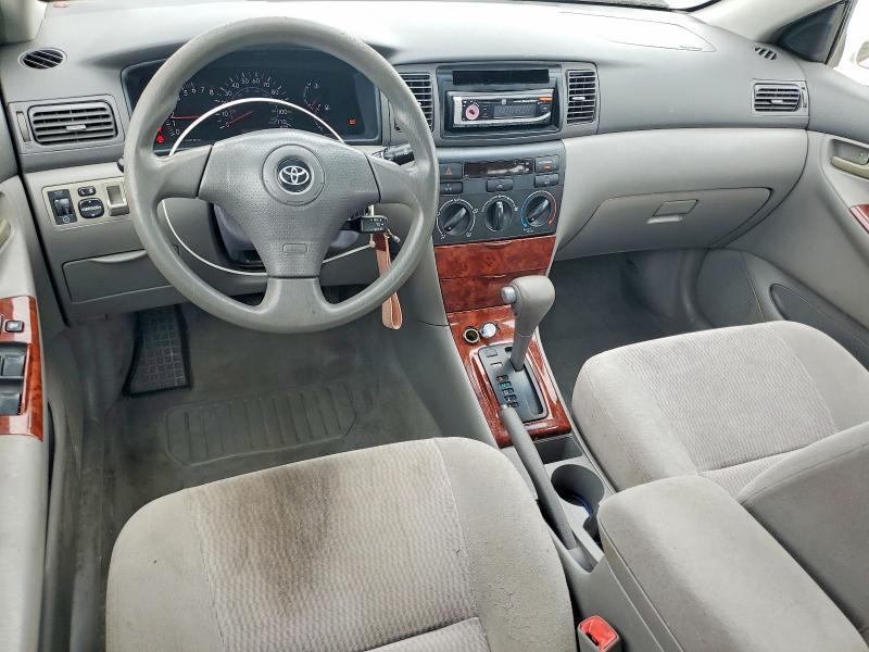 2005 Toyota Corolla le