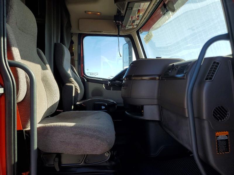 2015 Volv O vnl Semi Truck