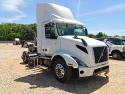 Salvage trucks for sale at China Grove, NC auction: 2020 Volv O VNR Semi Truck