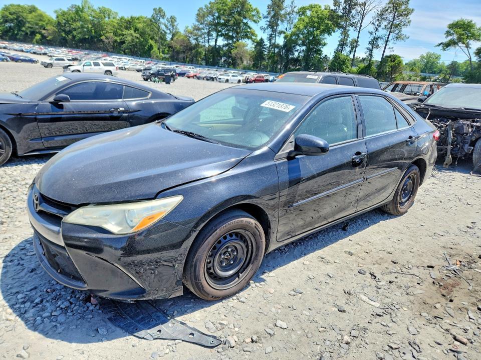 2015 Toyota Camry le