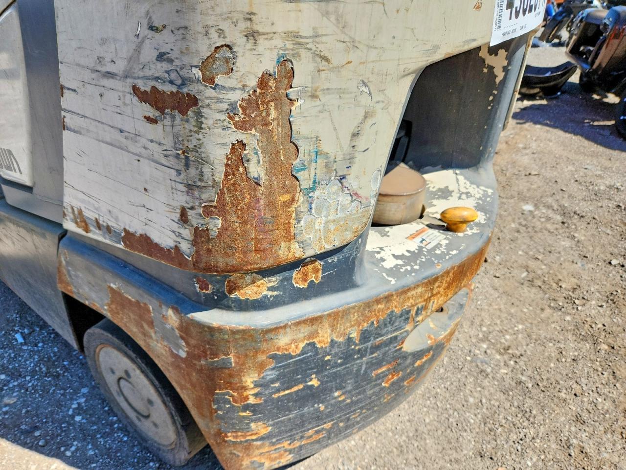 2011 Crownline Forklift