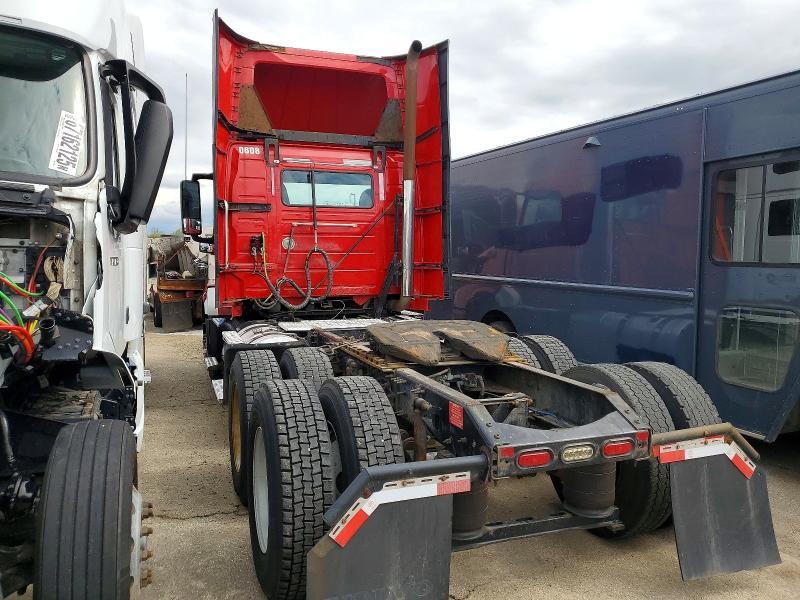 2015 Volvo VN VNL