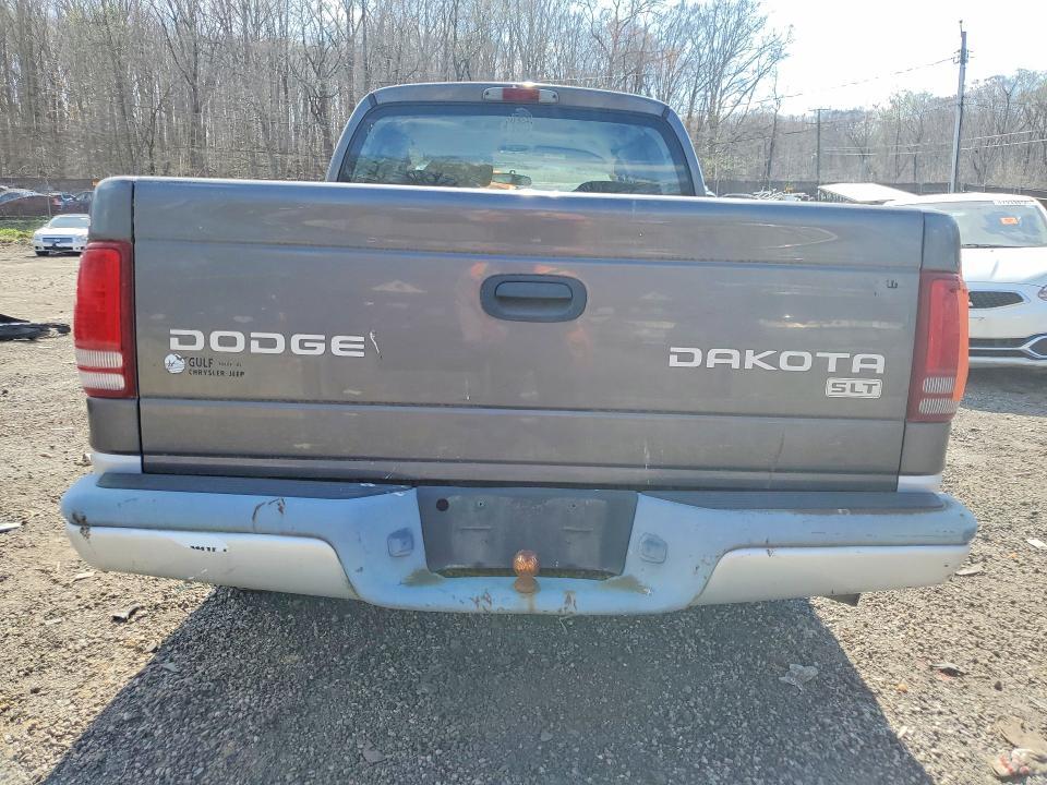 2004 Dodge Dakota Quad SLT
