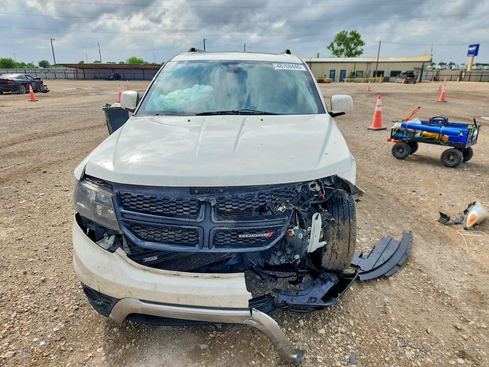 2020 Dodge Journey Crossroad