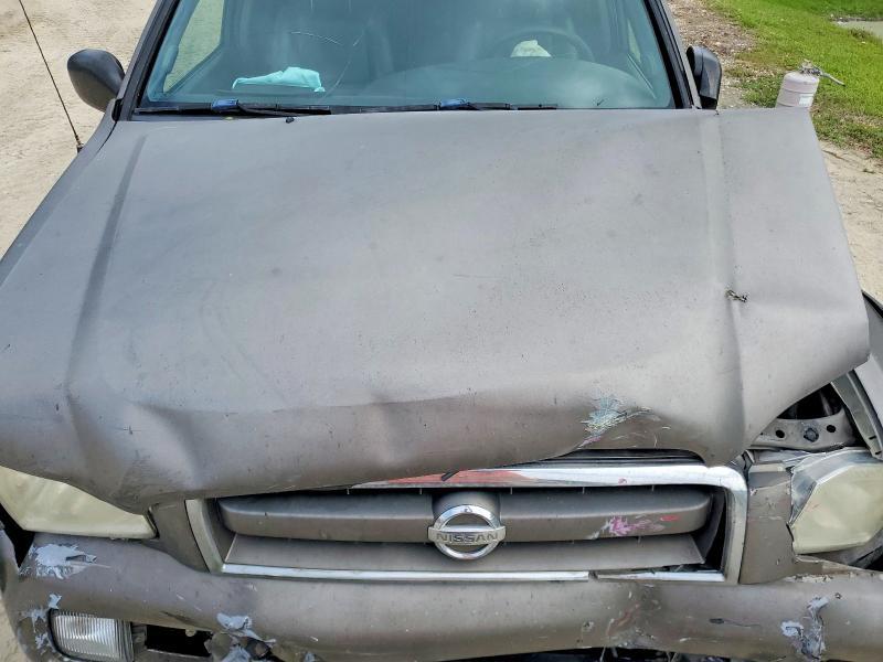 2004 Nissan Pathfinder se