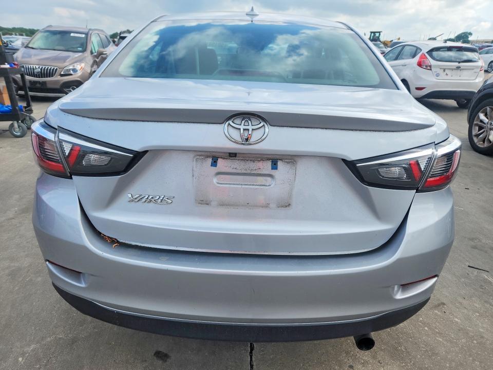 2020 Toyota Yaris le