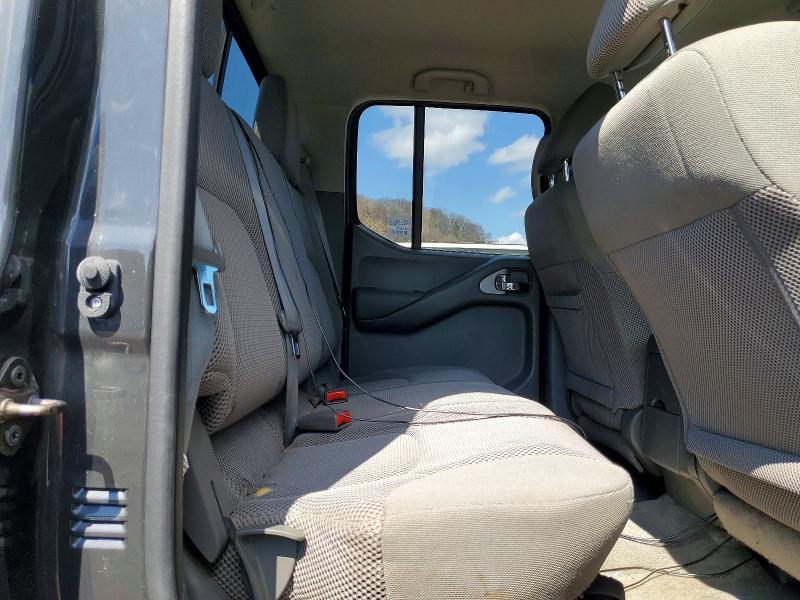 2015 Nissan Frontier SV