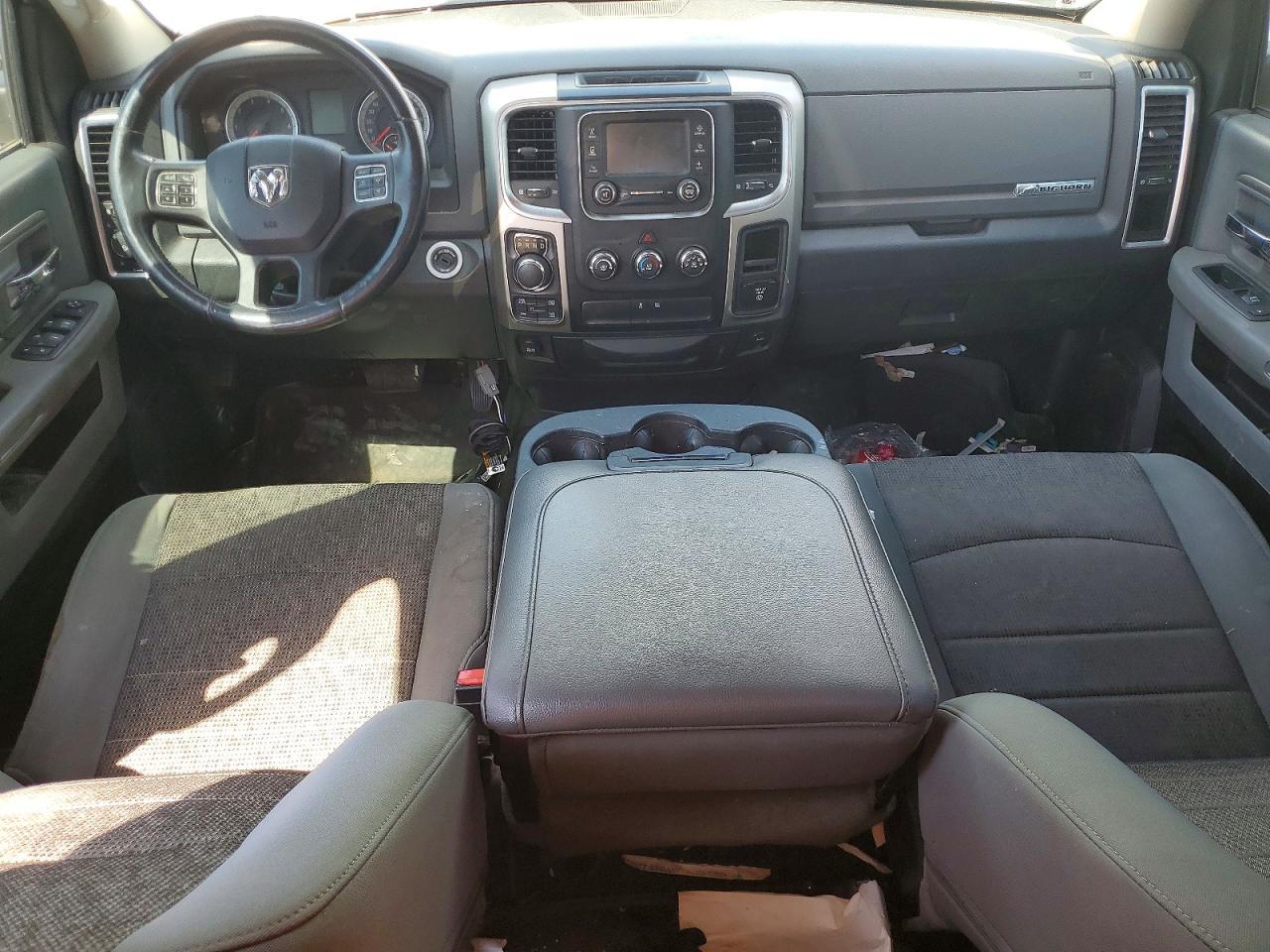 2016 Dodge RAM 1500 SLT