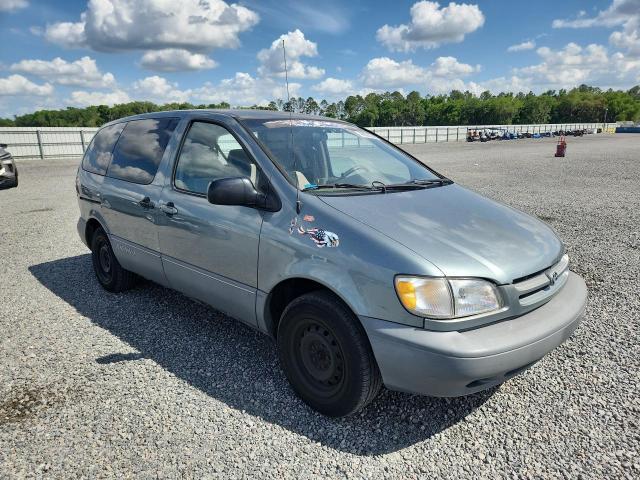 1999 Toyota Sienna ce
