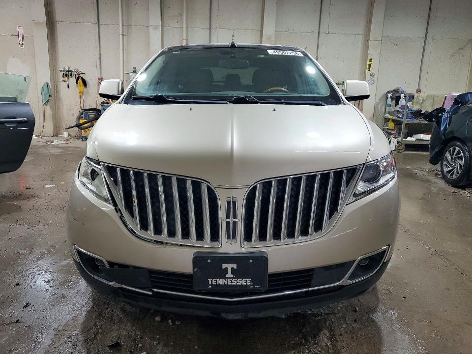 2011 Lincoln Townhouse MKX