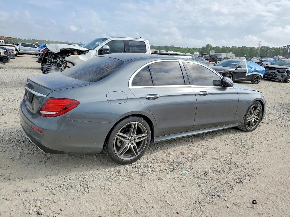 2018 Mercedes-Benz E 300