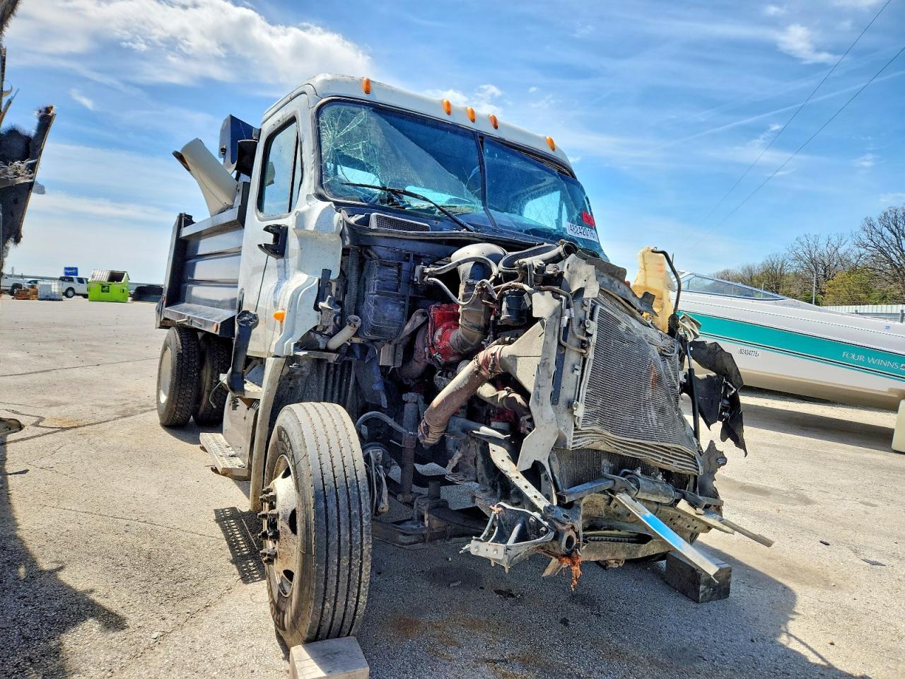 2014 Freigliner 2014 Freightliner Cascadia Dump Truck