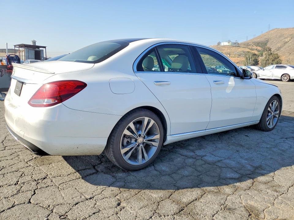 2016 Mercedes-Benz C300