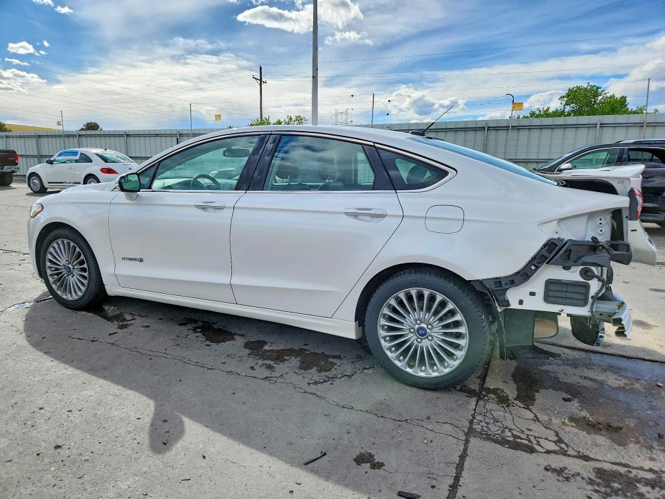 2014 Ford Fusion Titanium hev
