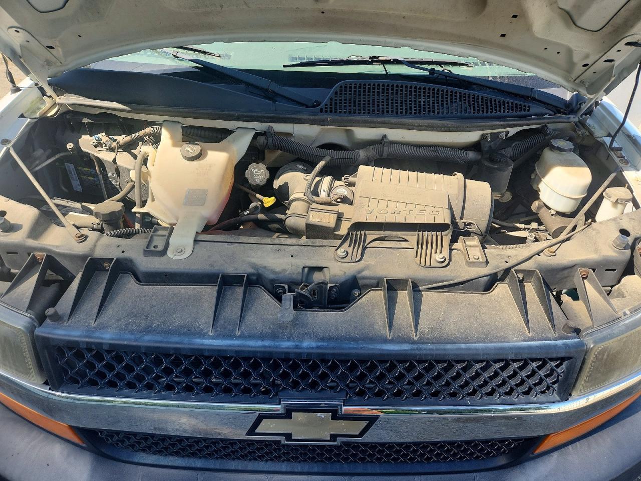 2011 Chev Express G2500