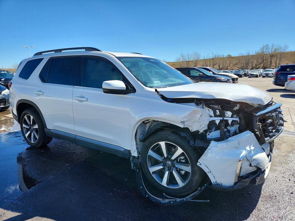 2025 Honda Pilot Touring