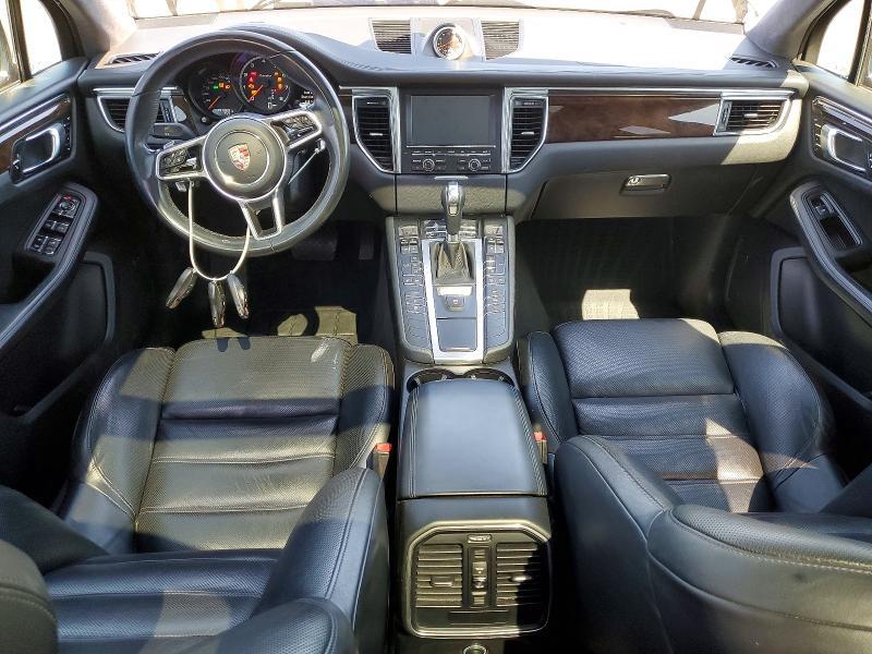 2015 Porsche Macan Turbo