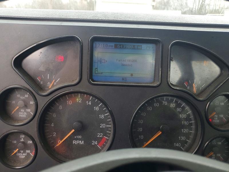 2017 Mack Cxu612 Semi Truck