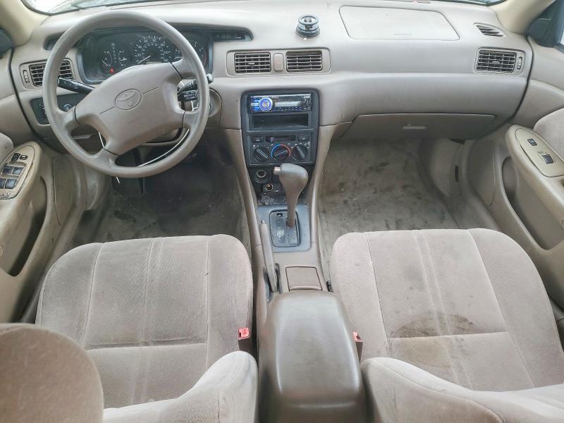 1999 Toyota Camry le