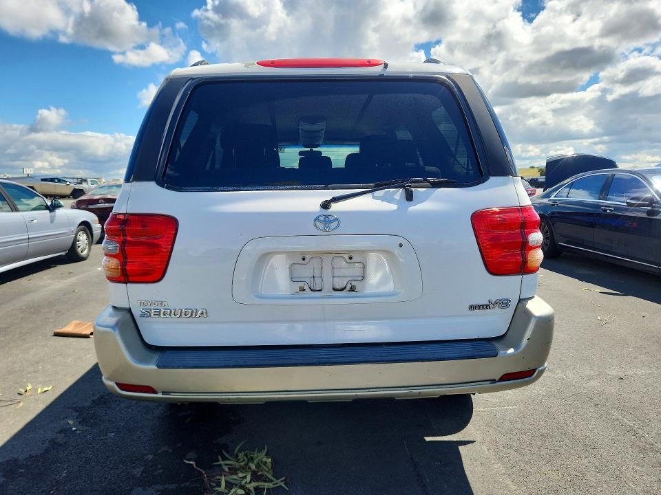 2001 Toyota Sequoia SR5